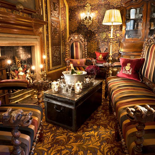 luxury romantic hotel room at prestonfield house