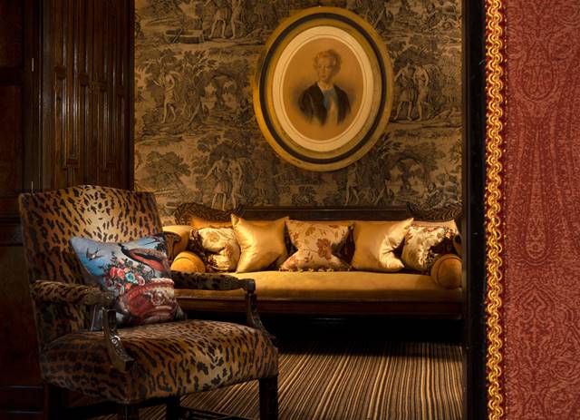 luxury estate suite at prestonfield house hotel