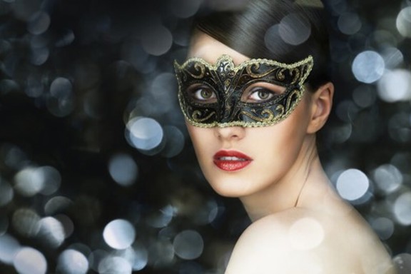 595215326Dd22 Burlesque Mask